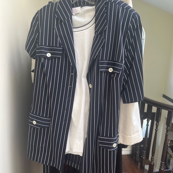 Vintage Pinstripe Three Piece Set - Picture 8 of 9